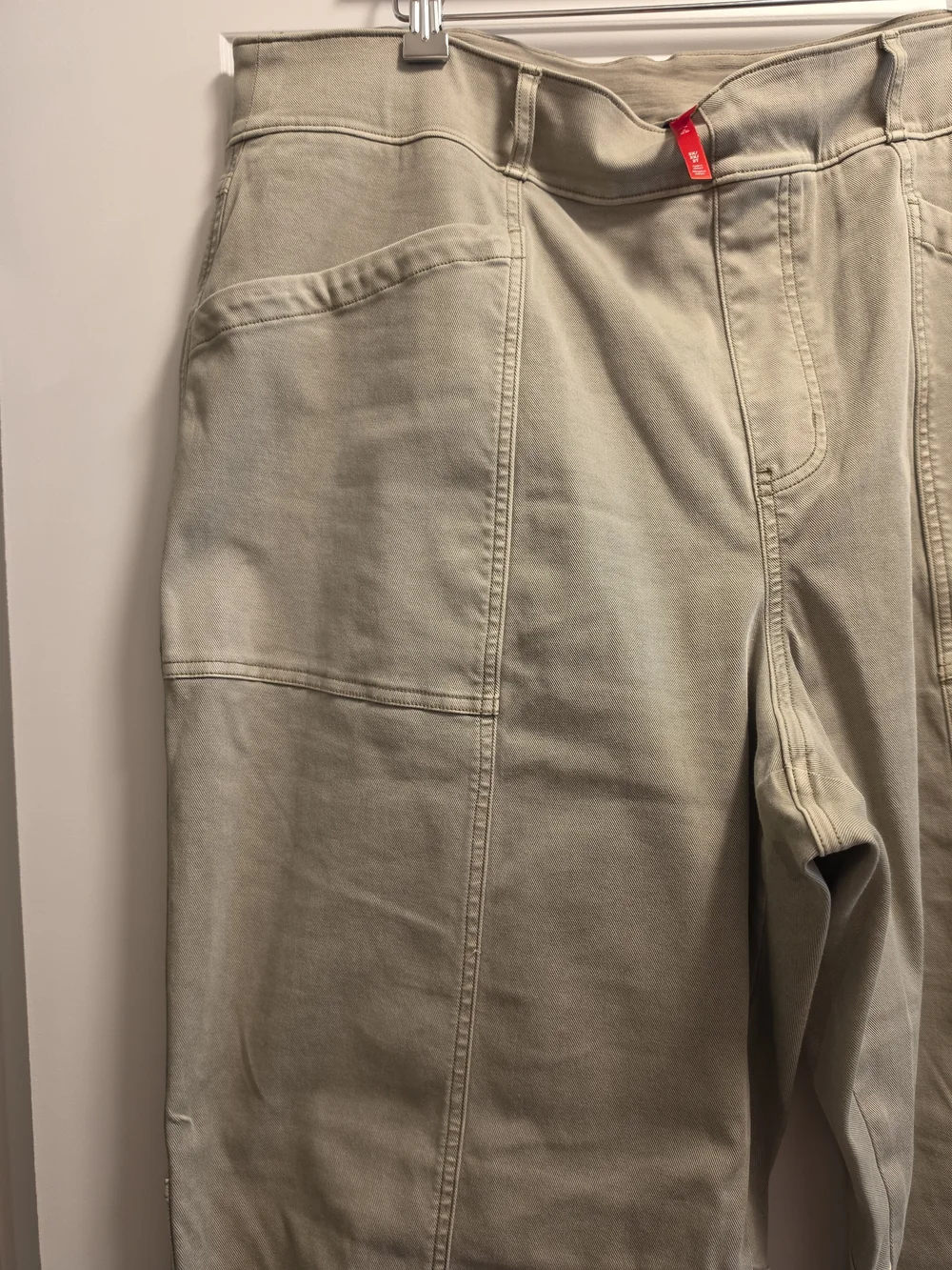 NWOT SPANX stretch twill straight leg pants in Sage - Picture 8 of 10